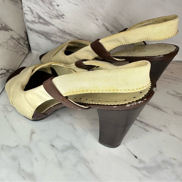 Franco Sarto Slingback Heels - Beige & Brown - Size 8M - Picture 8 of 15